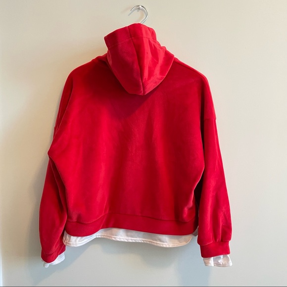 Unique red velvet boxy fit hoodie - Picture 6 of 6